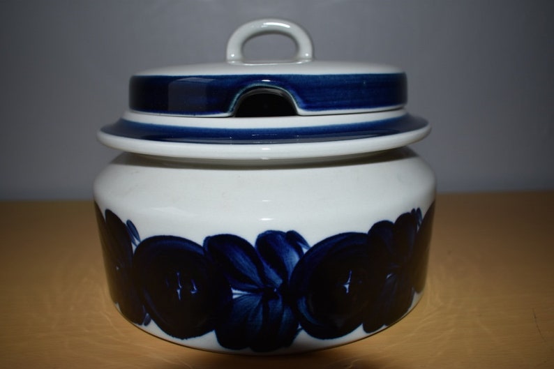 Arabia of Finland Anemone Soup Tureen image 3