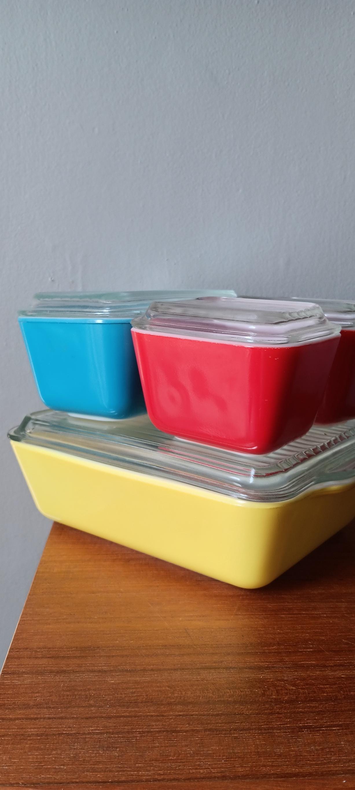 Pyrex Primary Colors Refrigerator Set 4 Piece Plus Lids - Etsy