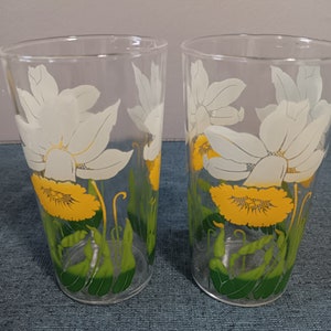 Anchor Hocking Daffodil Drinking Glasses Set of 6 Midcentury Luncheon Glasses image 2