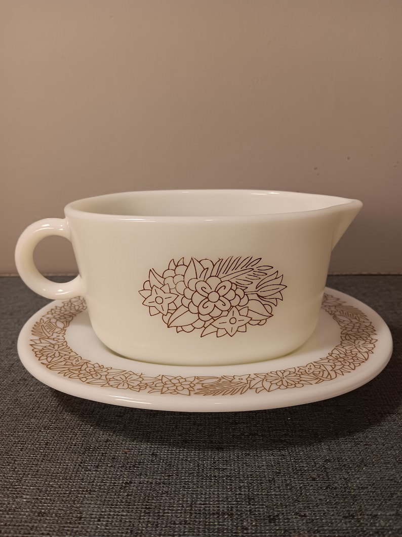 Pyrex Woodland Gravy Boat and Saucer image 1