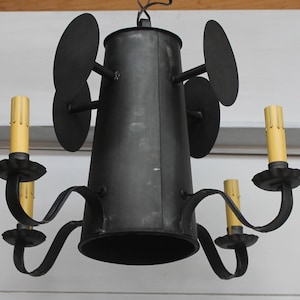X-Whaler Chandelier CH-70