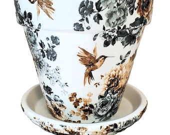 Handmade Decoupage Terra Cotta Planter: Gardenia & Hummingbird Design (8.25&quot;)