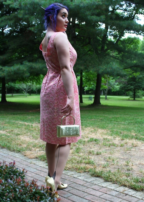 1950's pink & gold lace sleeveless dress wiggle d… - image 1