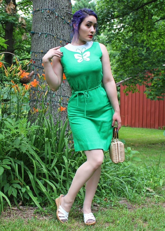 1970s Kelly Green Butterfly Sheath Day Dress