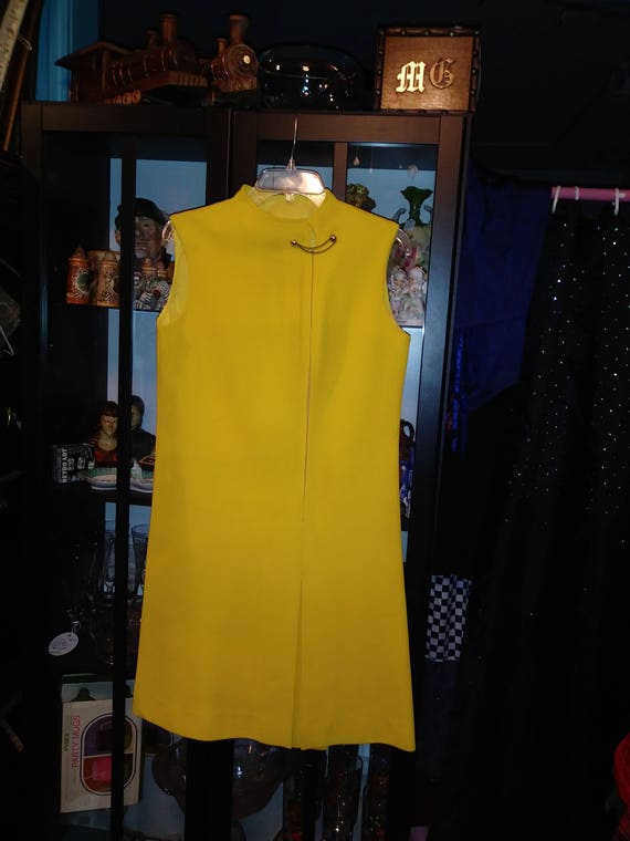 Yellow Vintage 1960's Mad Men Sheath Dress - image 4