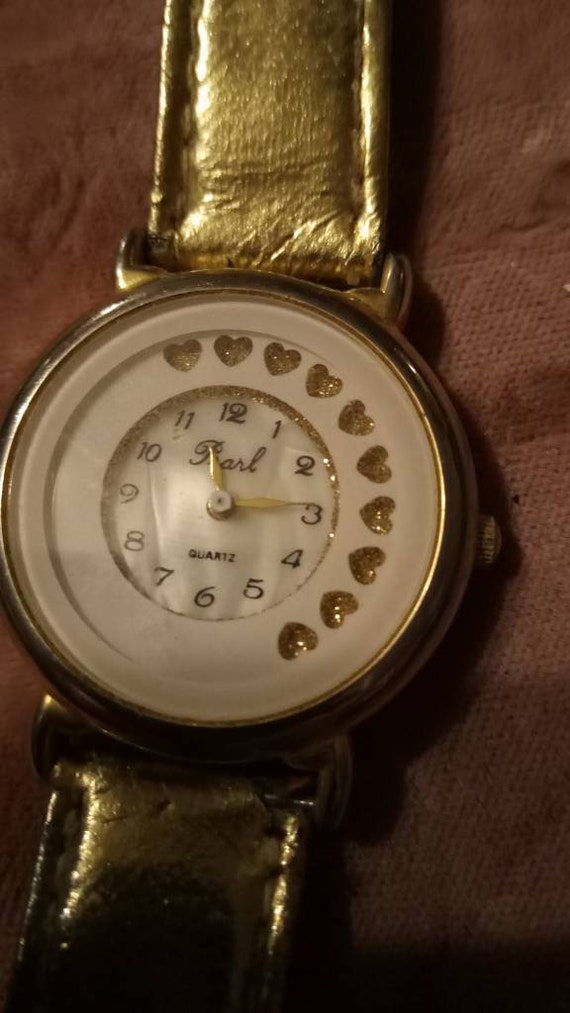 1980's Gold with Hearts Pearl Face Ladies Wristwat