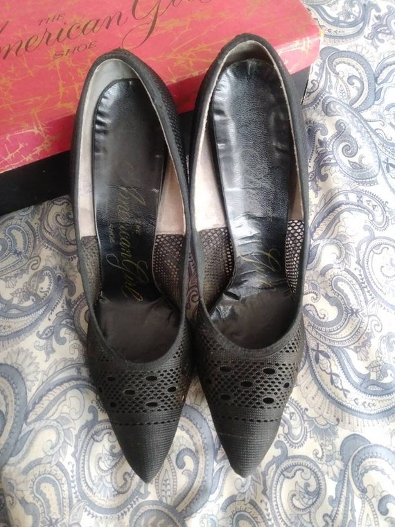 Fablous 1950's Black size 6 1/2AA Narrow. 3 1/2" … - image 3