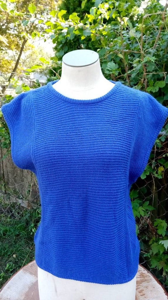 Early 1980's NWT Sweater Size Small Petite Blue Ve