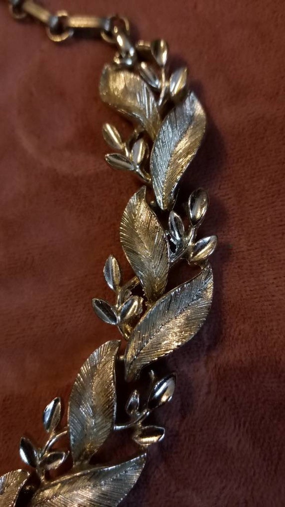 Lisner Vintage Silver Tone Floral Leaf Pattern 19… - image 3