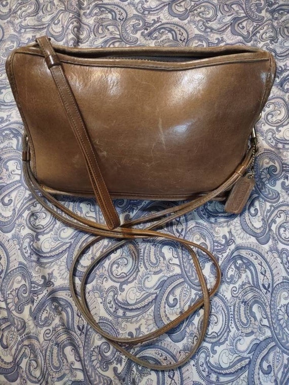 Awesome Convertible Vintage COACH Tan Leather Bag 