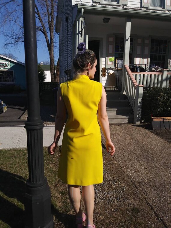 Yellow Vintage 1960's Mad Men Sheath Dress - image 3