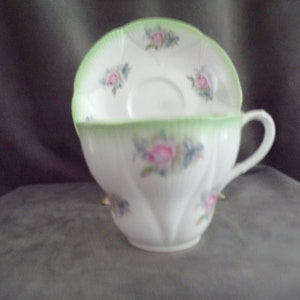 Royal Albert Bone China Tea Cup and Saucer made in England the Horizon Series with Gold Trim