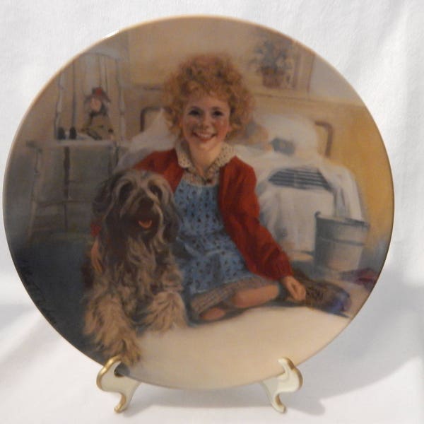 Vintage Knowles "Annie and Sandy" Collectors Plate