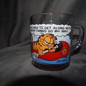 Vintage McDonalds Garfield and Odie cup / mug 1970 Jim Davis