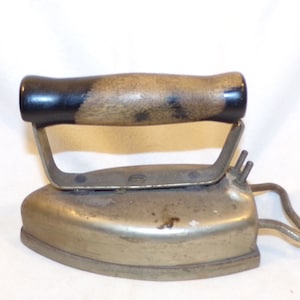 Vintage Cast Iron Clothing Iron