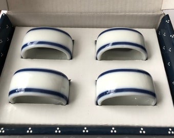 DANSK BISTRO Napkin Rings Boxed Set of 4 Gs2C-4