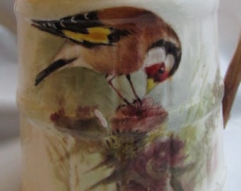 ROYAL WORCHESTER JUG 1941 Hand Painted Signed Goldfinch by W Powell bone china 4b-700