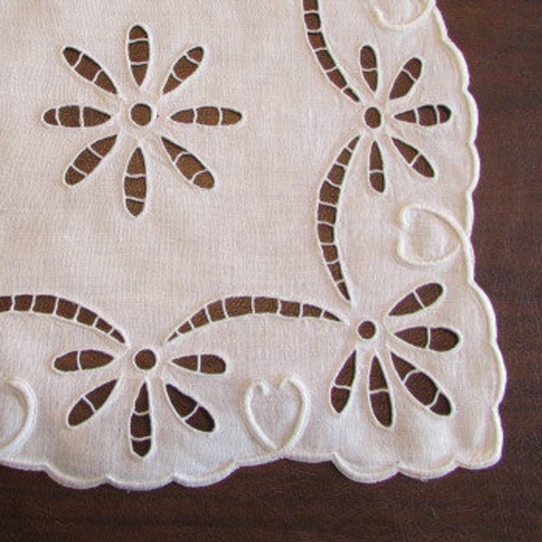 Madeira SQUARE LINEN DOILY with openwork and white on white Hand Embroidery 10" square D-101