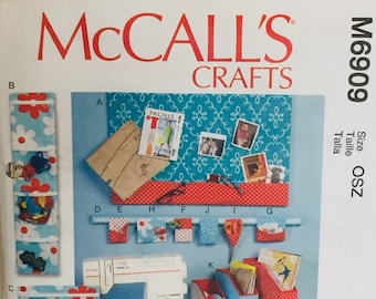 uncut McCALLs PATTERN 6909 Sewing Accessories P-159