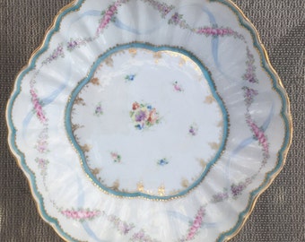 Hand painted French? SCALLOPED PORCELAIN BOWL floral garland applied Gilt unmarked Gs2b-412