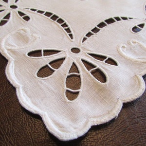 Madeira SQUARE LINEN DOILY with openwork and white on white Hand Embroidery 10 square D-101 image 3