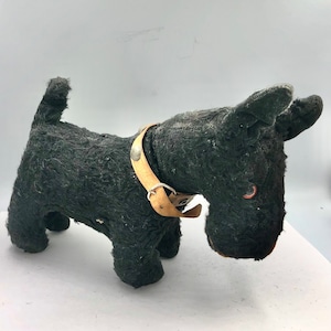 vintage STUFFED MOHAIR Black SCOTTIE Dog 7&quot; Straw filled Squeaker Jointed Head 5A-18