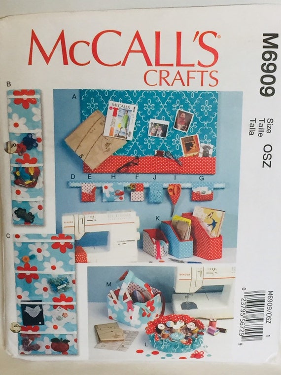 uncut McCALLs PATTERN 6909 Sewing Accessories P-159