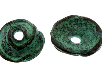 4 Stück Mykonos Metall Perlenscheiben  grüne Patina