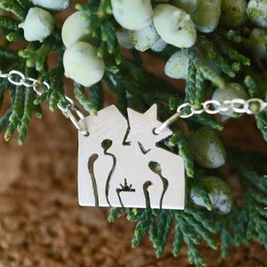 Nativity Necklace, Away in a Manger Nativity Necklace in Silver,  Christmas Jewelry, Nativity Scene, Religious Jewelry, Gift for Her