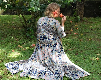 Geisha Flowers Long Kimono | Boho Wedding Morning Bride Robe | Floral Bride Dressing Gown