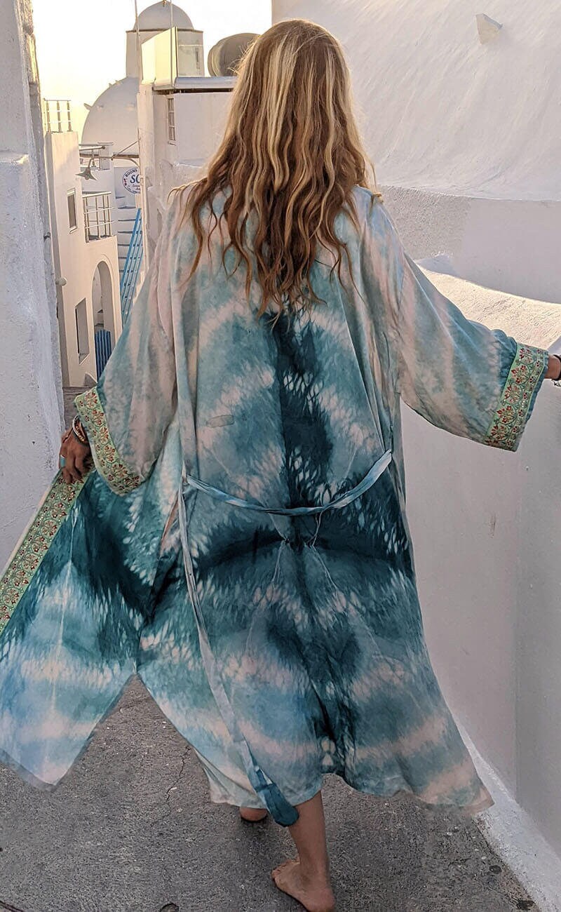 Cream Rose Tie dye Embroidered Kimono Dressing Gown