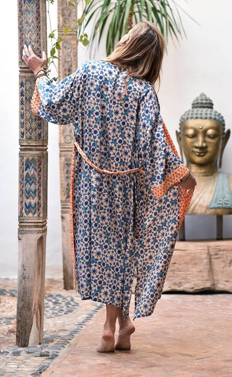 Blue Brick Bamboo Silk Kimono Dressing Gown: Luxury Spa Robe Women ...