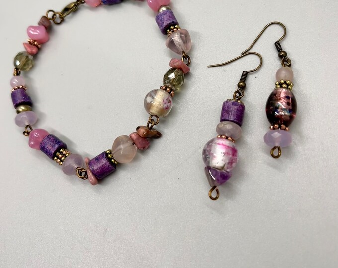 Women’s Purple and Pink Mixed-Medium Matching Set, Mixed-Medium Bracelet and Matching Mismatched Earrings, Unique Handmade Jewelry Set