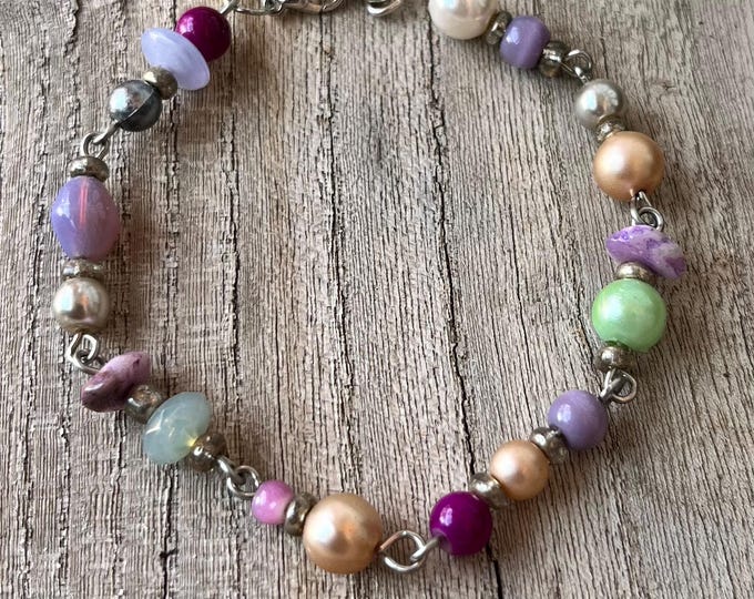 Women’s Handmade Pastel Bead Wire-Linked Ankle Bracelet, Adjustable Multi-Medium Anklet