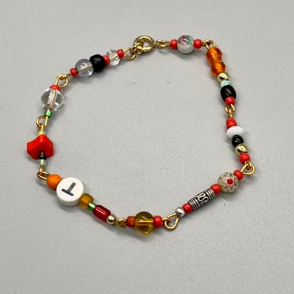 Orange Beaded Bracelet, Handmade Fall Bracelet, Fun Fall Bracelet, Petite Bracelet for Her, Cheap Handmade Gift, Autumn Costume Jewelry