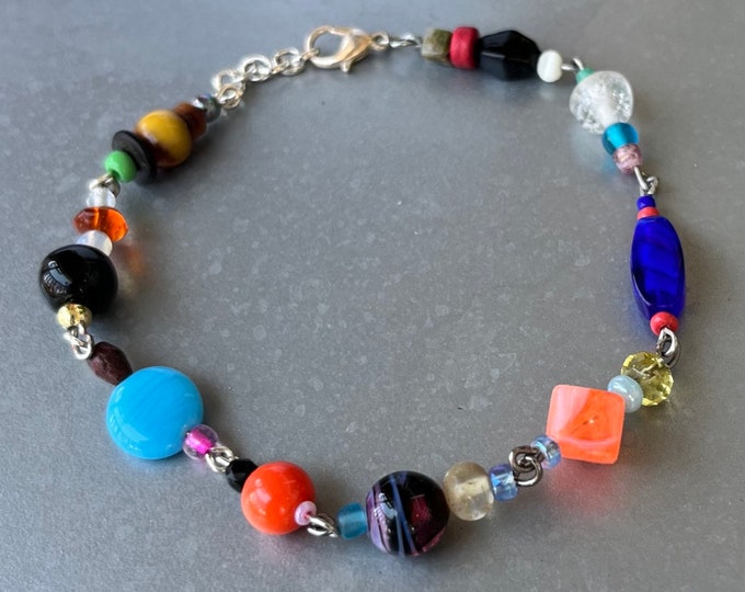 Handmade Anklet: Colorful Beads and Wire-Linked - Adjustable Fit