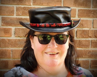 Leather Sort  Top Hat with Red Snake Band