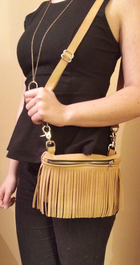 Tan Leather W/ Saddle Tan Fringe Fanny Pack/ Booty Bag With  display picture 2