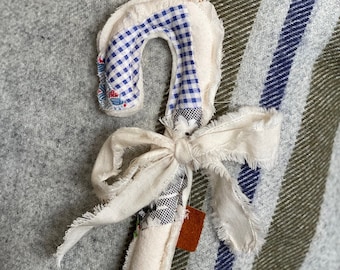 Gequiltete Zuckerstange: Vintage Cutter Quilt, 21 cm Handgemachtes Weihnachtsdekor