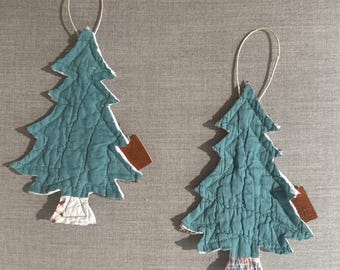 Juego de adornos navideños acolchados para árbol: Lino vintage reciclado, 15 cm (6 pulgadas), hechos a mano.