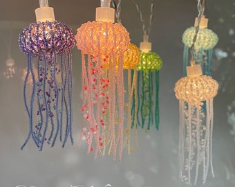 Beading pattern and tutorial Jellyfish tassel and Jellyfish lantern, Jellyfish pendant beading tutorial, Luminuos Jellyfish beading tutorial