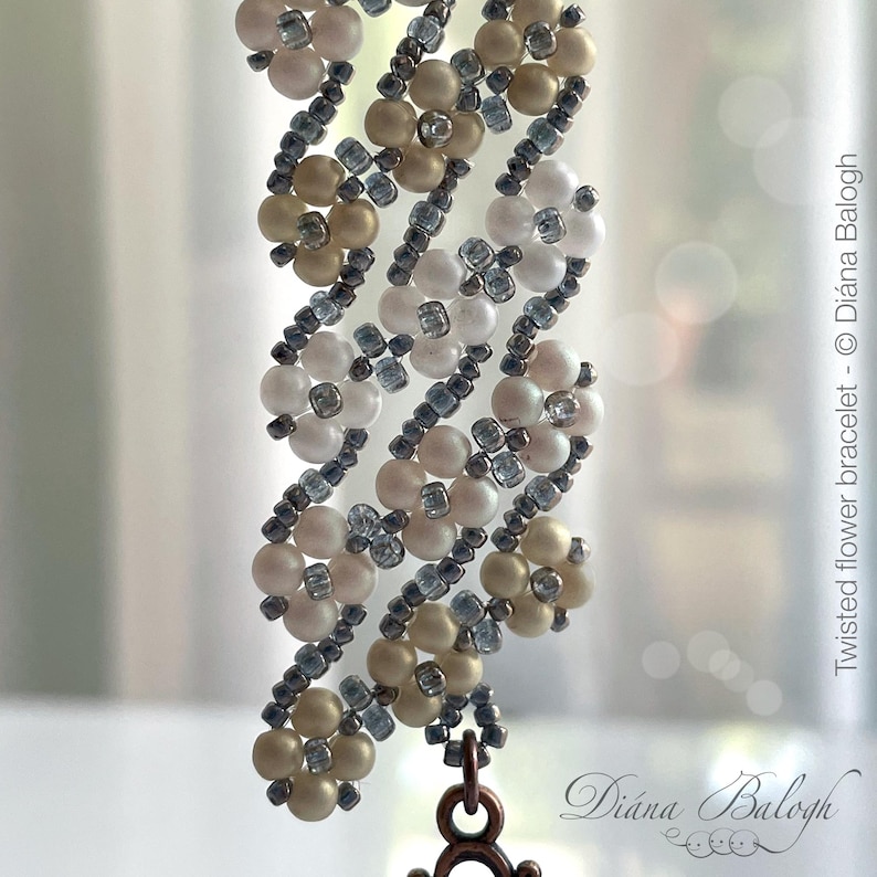 triple beaded chain, flowery bracelet beading pattern, diasjewelryshop, diane balogh