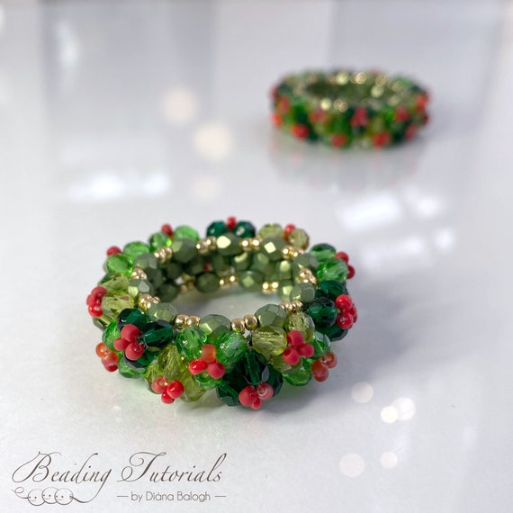 Christmas napkin ring beading tutorial beading pattern ilex holly napkin rings Christmas gift Etsy
