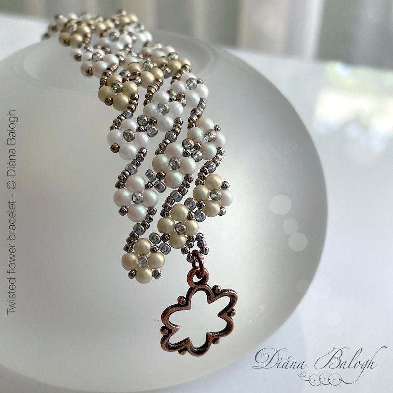 Triple flower bracelet beading pattern, beaded triple row flower bracelet tutorial, Diana Balogh beads, diana balogh bead pattern