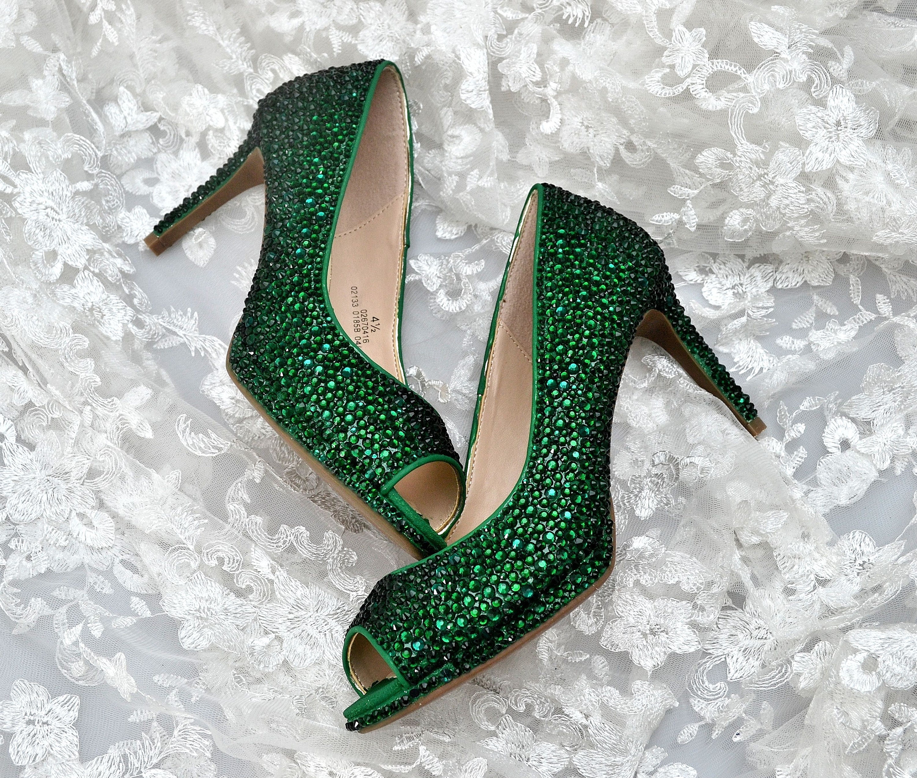 Green Block Heels, Gift for Her, Wedding Shoes, Green Heels, Emerald Green  Heels, Satin, Bridal Heels, Green Block Heels Sandals,block Heel - Etsy in  2024 | Green high heels, Emerald green shoes, Heels