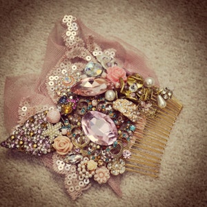 Swarovski crystal Pink and Gold Crystal & Lace Net Classic Vintage Bridal Hair Comb Piece Slide