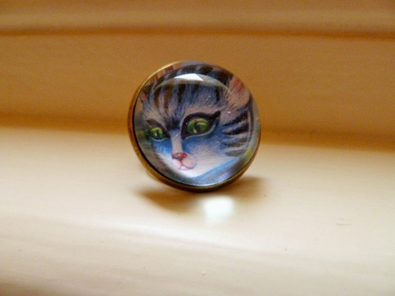 Sad Kitty antique bronze color. Cat adjustable ring