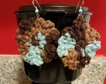 Calm and Cool Shades Queen Flower Crochet Earrings