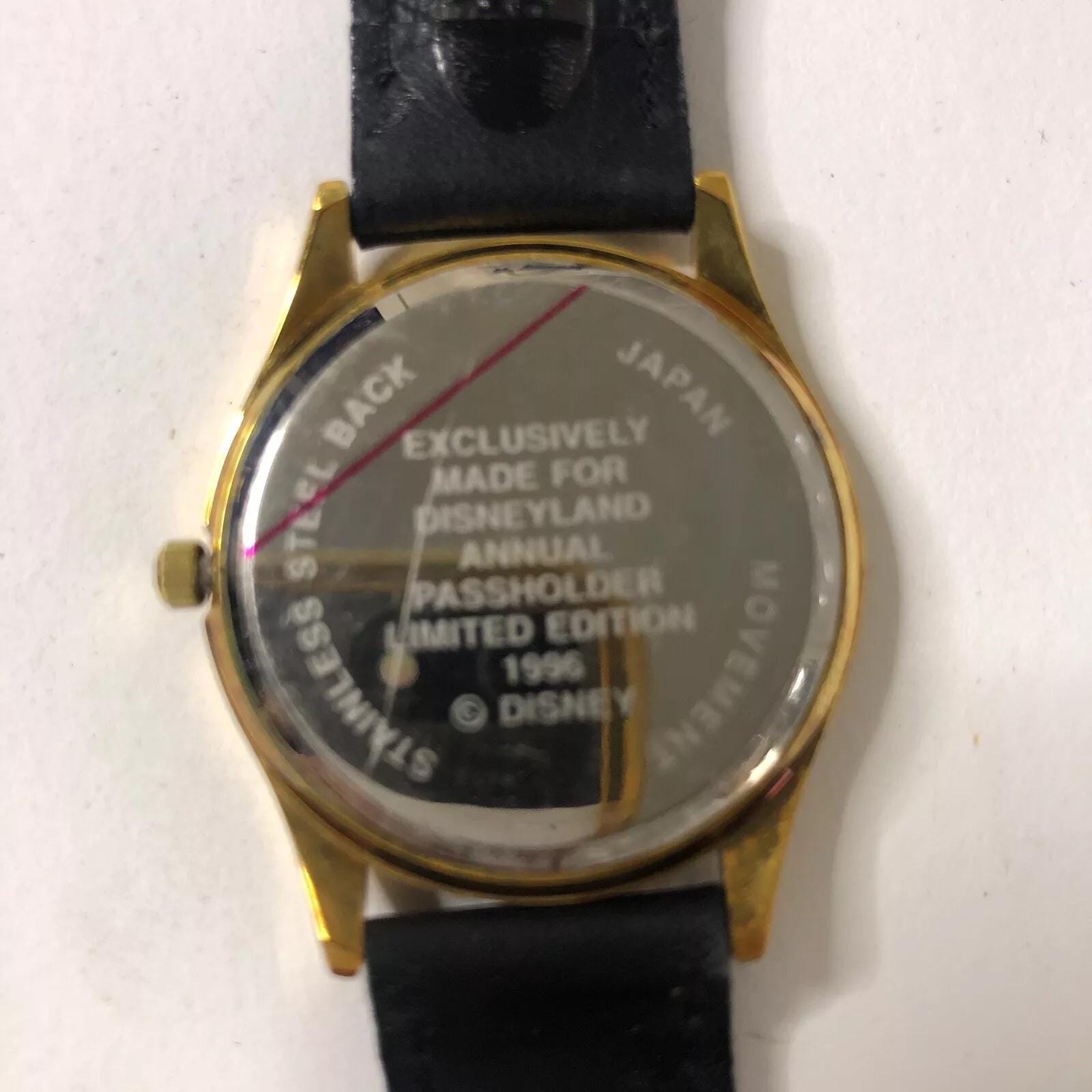 Vintage Disneyland Passhder Watch 1996 Disneyland Annual Passholder Watch- Vintage Unisex  main image 2