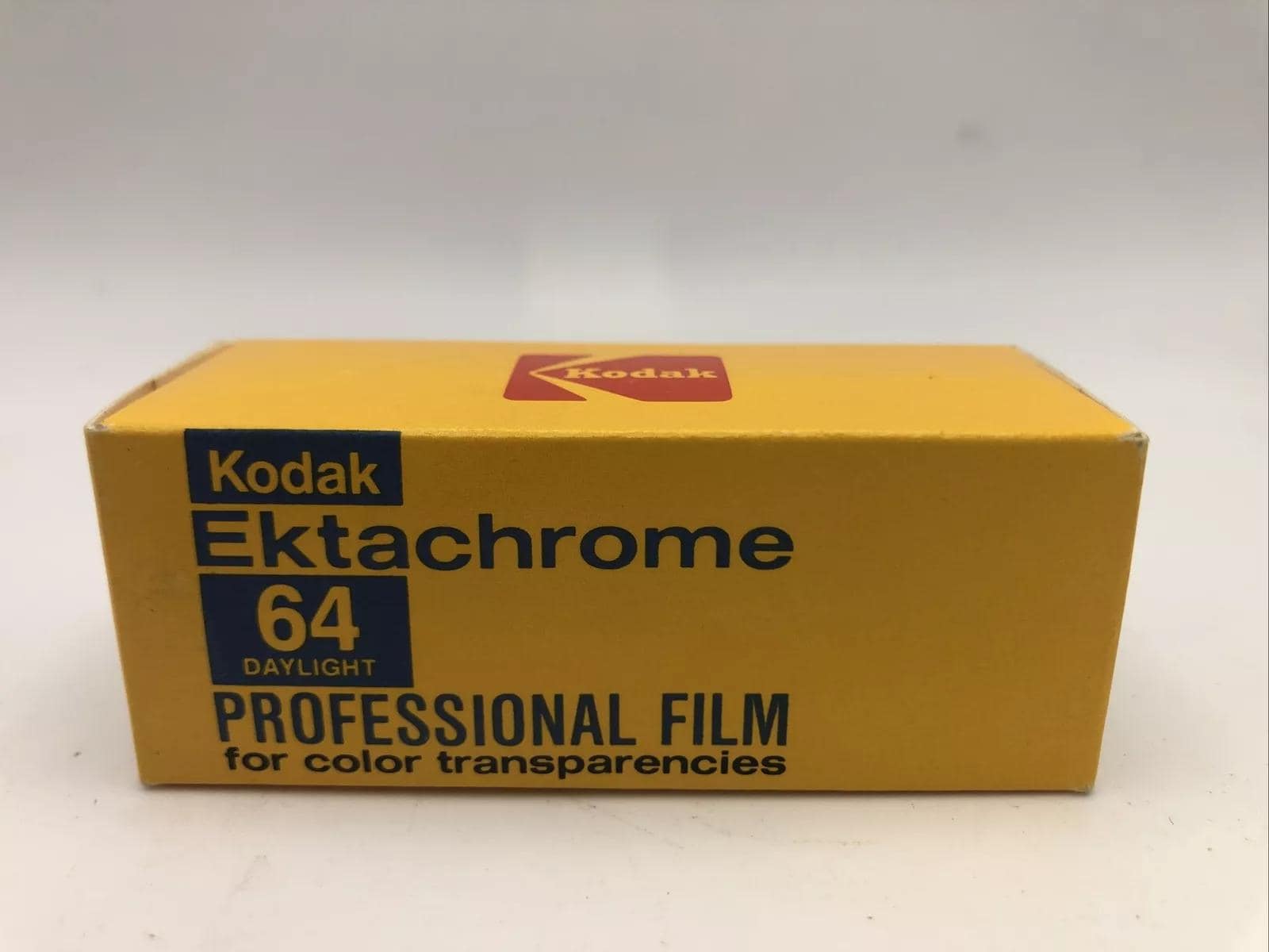 【未使用・未開封】Kodak E100 VS 8本（期限切れ） 未使用・未開封】Kodak E100 VS 8本（期限切れ） 未使用・未開封